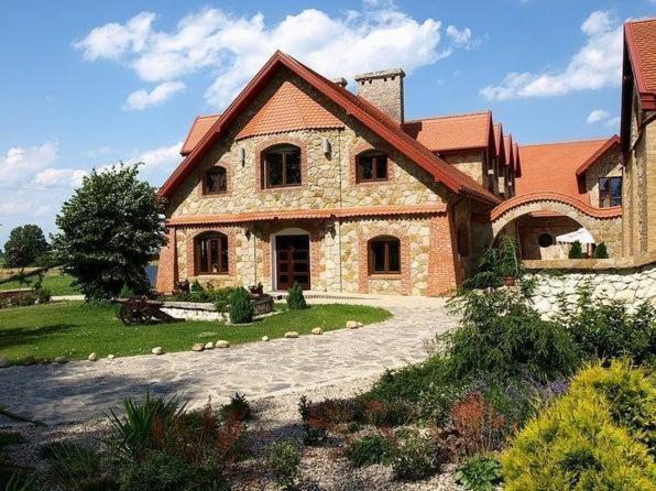 Zajazd Kmicic Zemborzyce Dolne Exterior foto